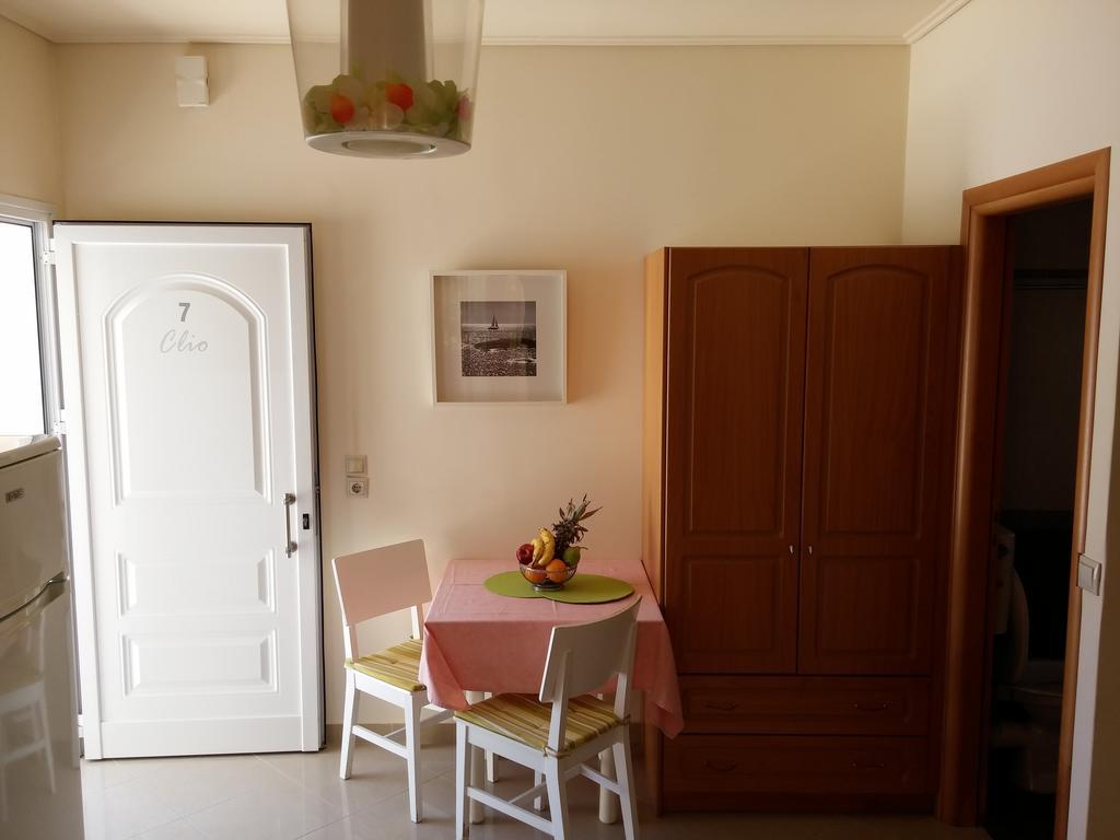 Villa Muses Poros Town Chambre photo