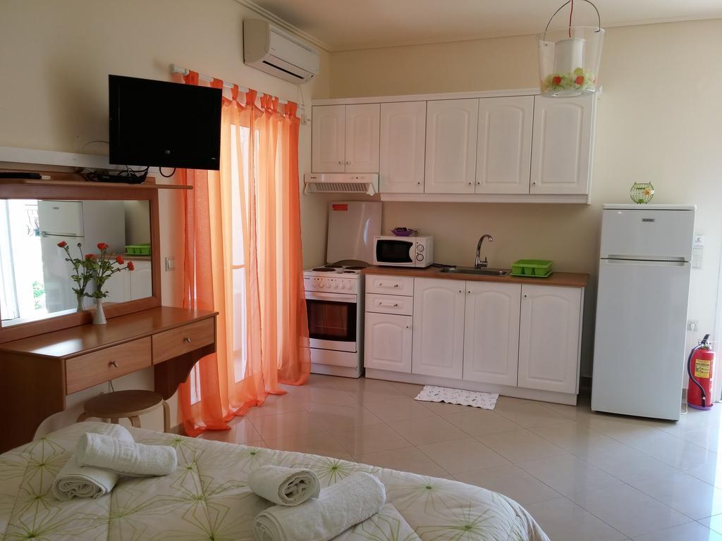 Villa Muses Poros Town Chambre photo