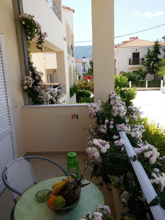 Villa Muses Poros Town Chambre photo