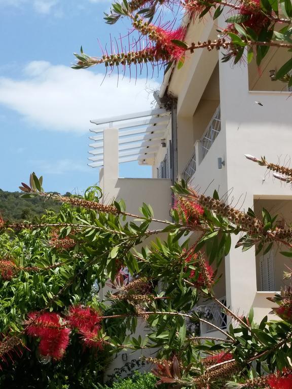 Villa Muses Poros Town Extérieur photo