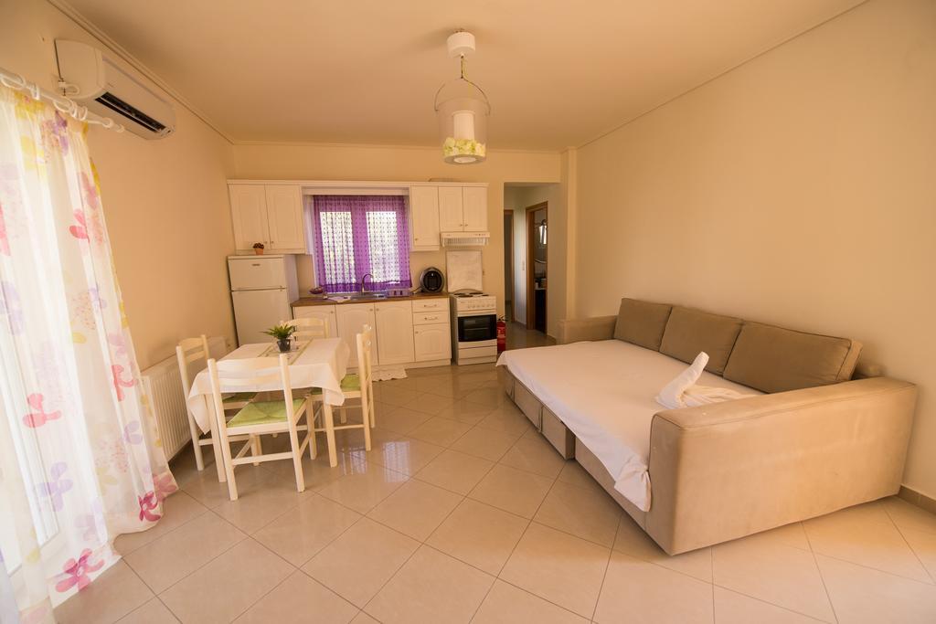 Villa Muses Poros Town Extérieur photo