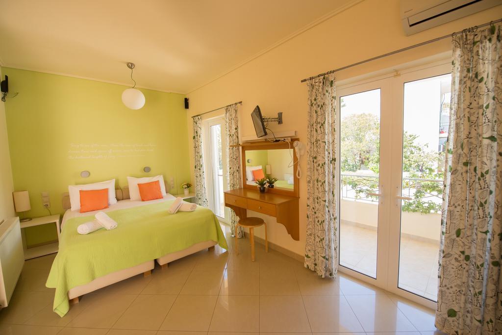 Villa Muses Poros Town Extérieur photo