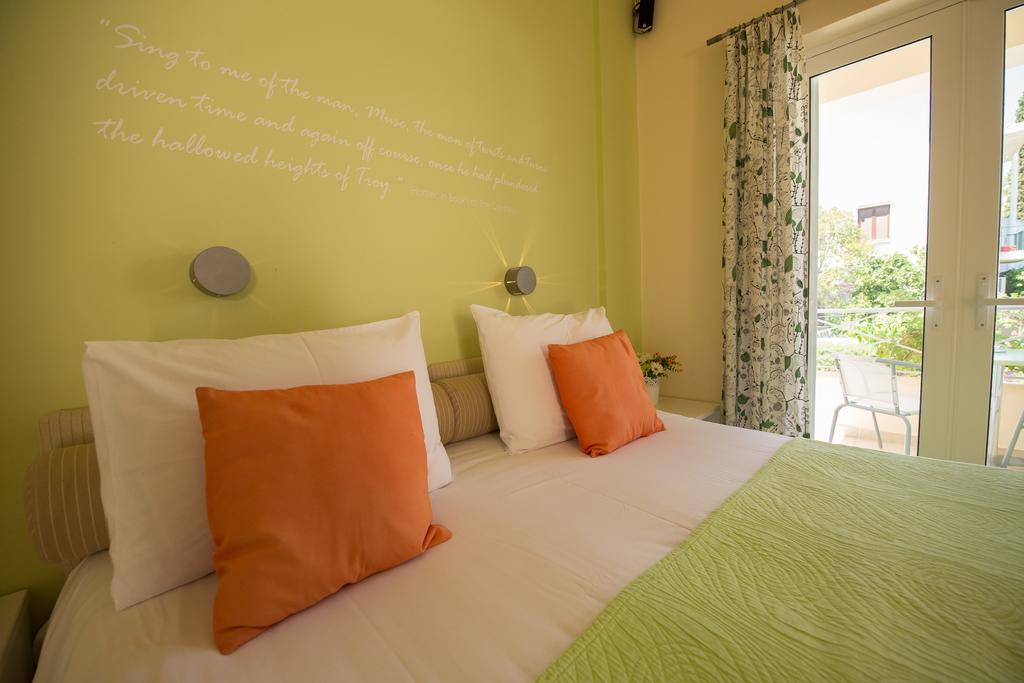 Villa Muses Poros Town Extérieur photo