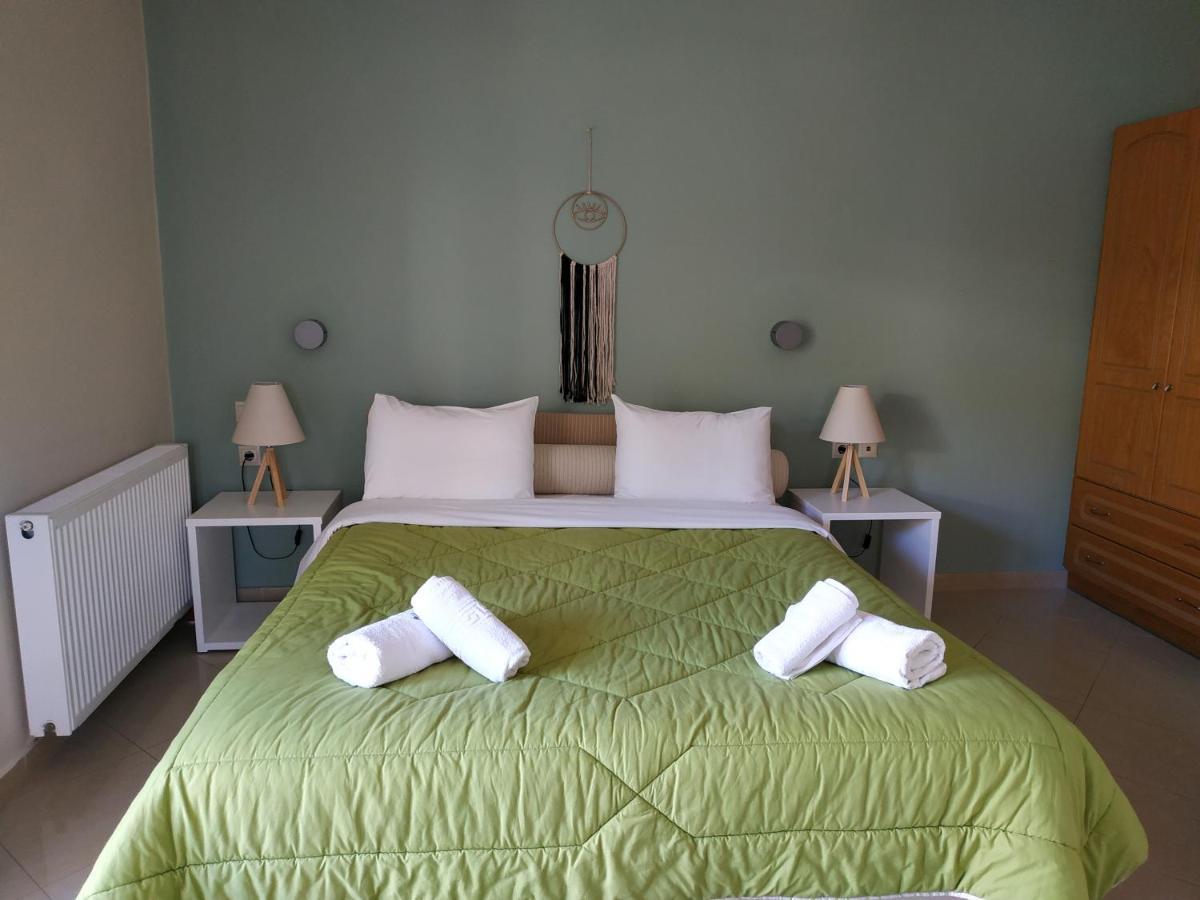 Villa Muses Poros Town Extérieur photo